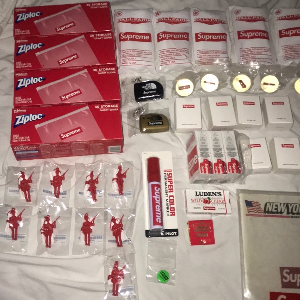 Solement’s Random Mystery Box🆕 - Picture 6 of 16